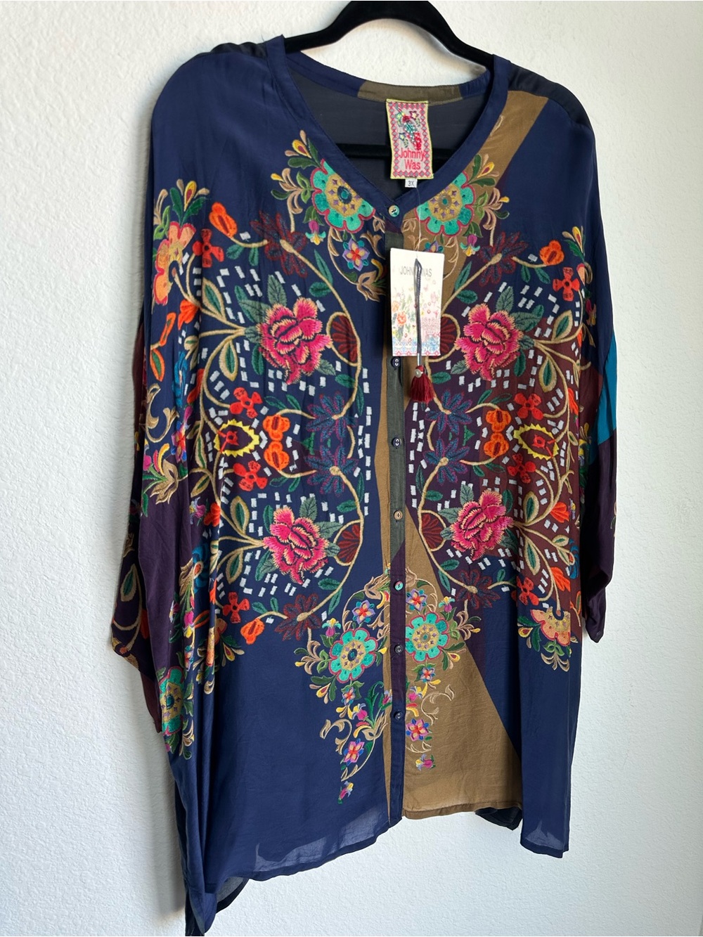 Johnny Was embroidered silk blend Mardi blouse‎ NWT RARE size 3X Boho - Picture 4 of 15